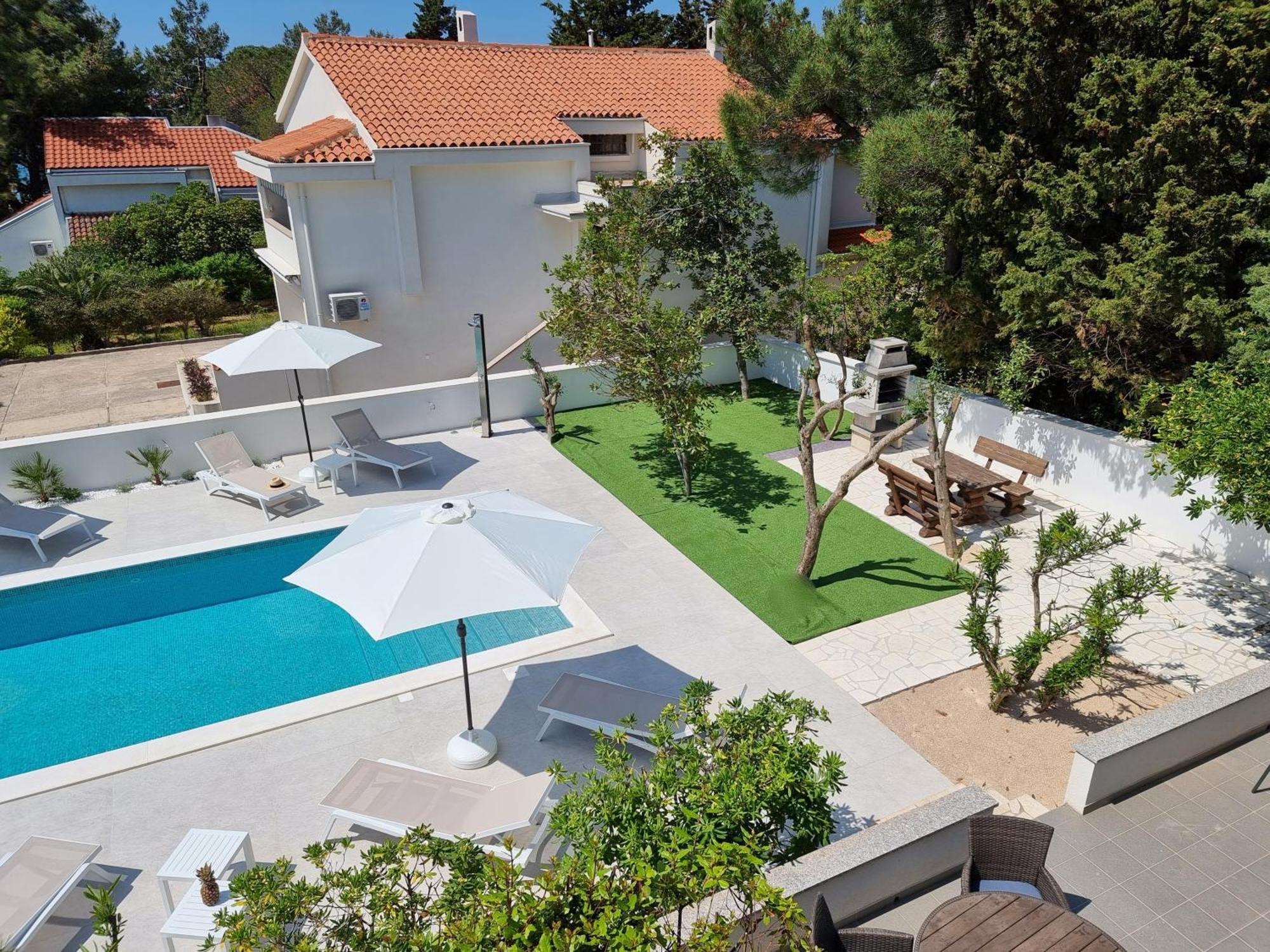Villa Flamingo Deluxe Novalja Zimmer foto